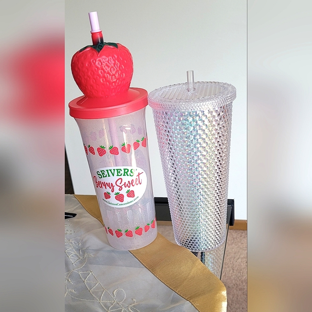 Berk Strawberry Festival Cup with Lid&Studded Glitter Tumbler with the straws